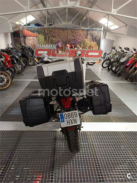 Triumph Tiger 800 – Vista 9