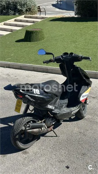 Yamaha Aerox 50 R – Vista 5