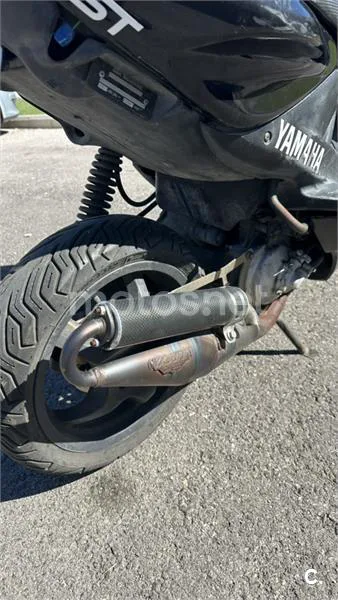 Yamaha Aerox 50 R – Vista 7