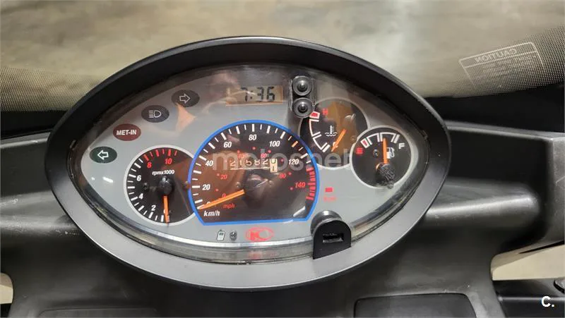 Kymco Grand Dink 125 – Vista 7