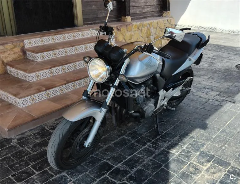 Honda CBF 600 N – Vista 2
