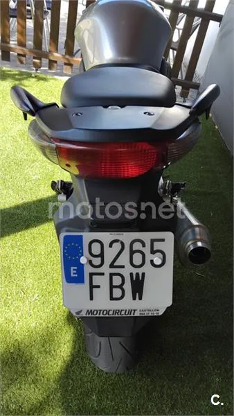 Honda CBF 600 N – Vista 3