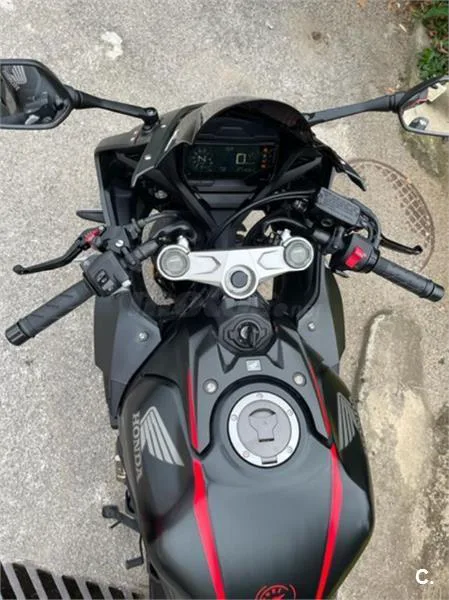 Honda CBR 650 R – Vista 2
