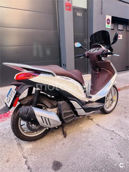 Piaggio Medley – Vista 2