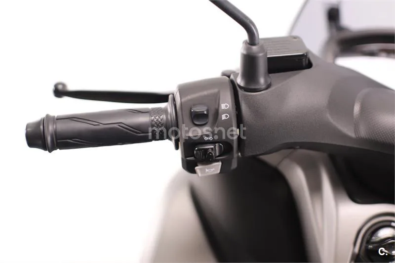 Yamaha Tricity 125 – Vista 7