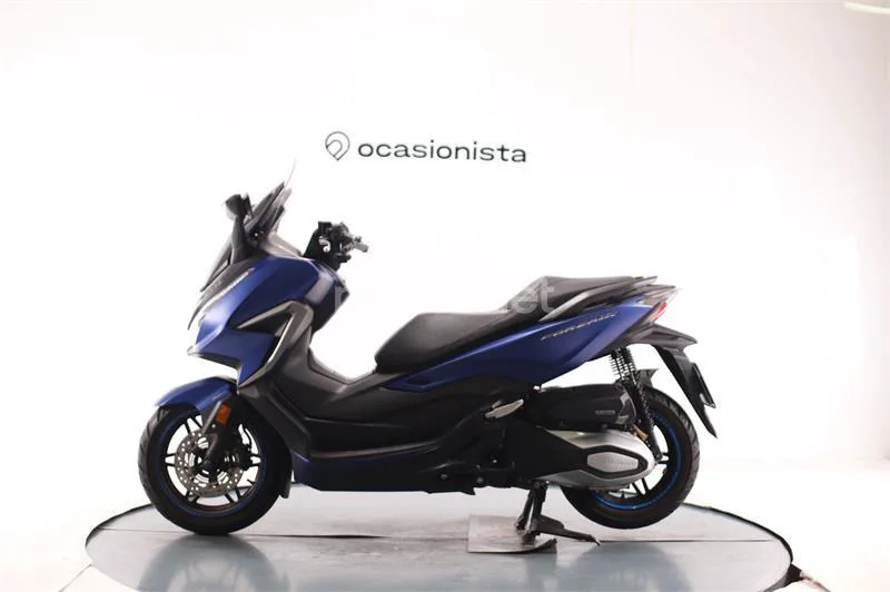 Honda Forza 350 – Vista 4