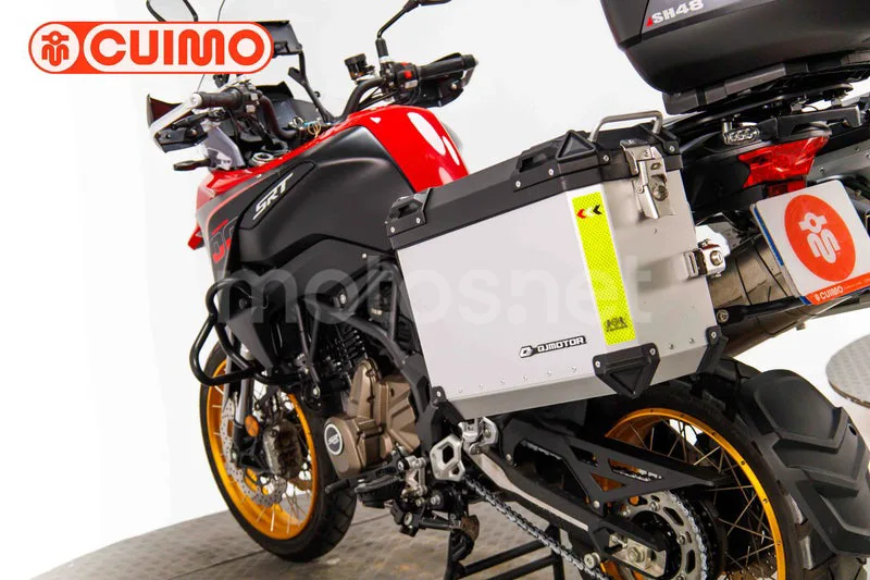 QJ Motor SRT 700 X – Vista 15
