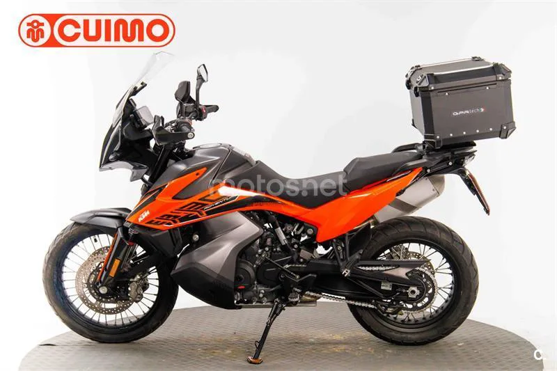 KTM 890 – Vista 8