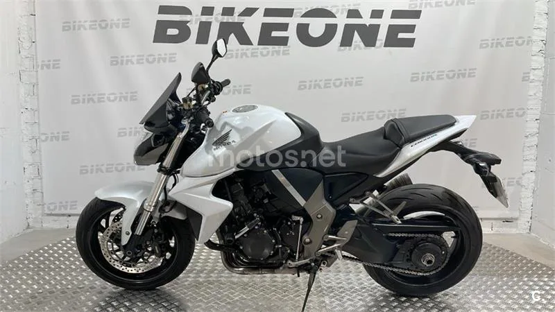 Honda CB 1000R – Vista 5