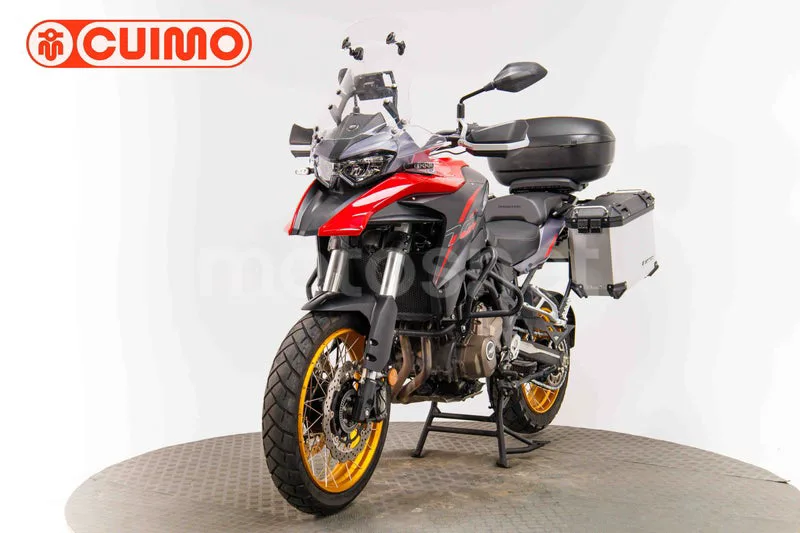 QJ Motor SRT 700 X – Vista 9