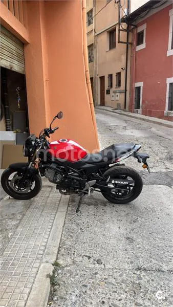 Suzuki SV 650 – Vista 2