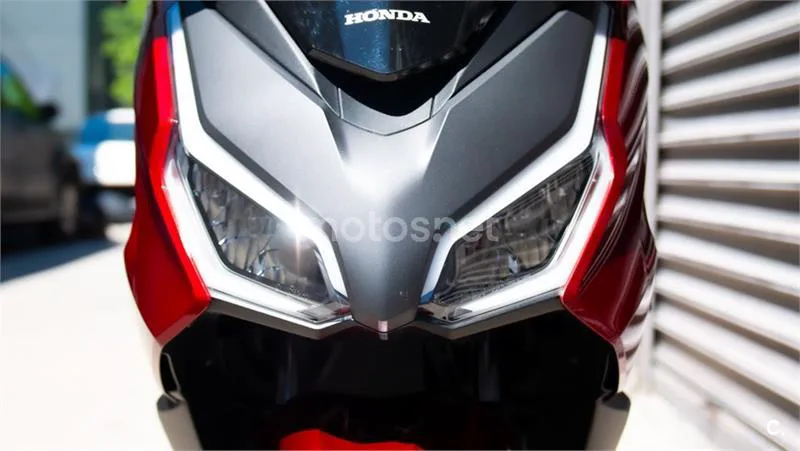 Honda Forza 350 – Vista 13