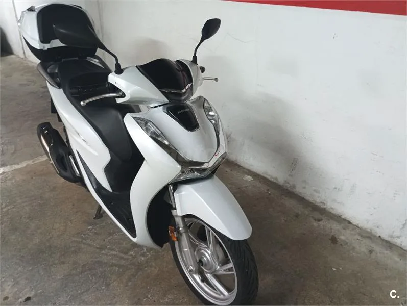 Honda SH 125i – Vista 2