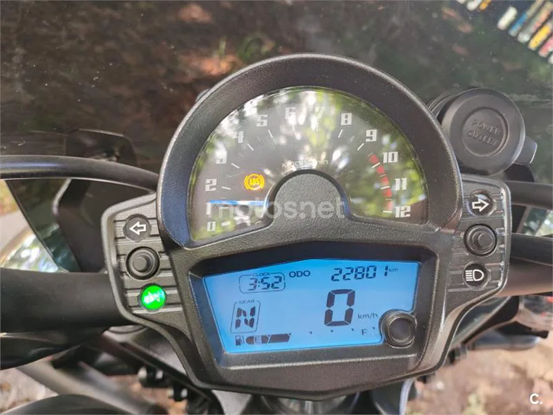 Kawasaki Vulcan S - Vista 8