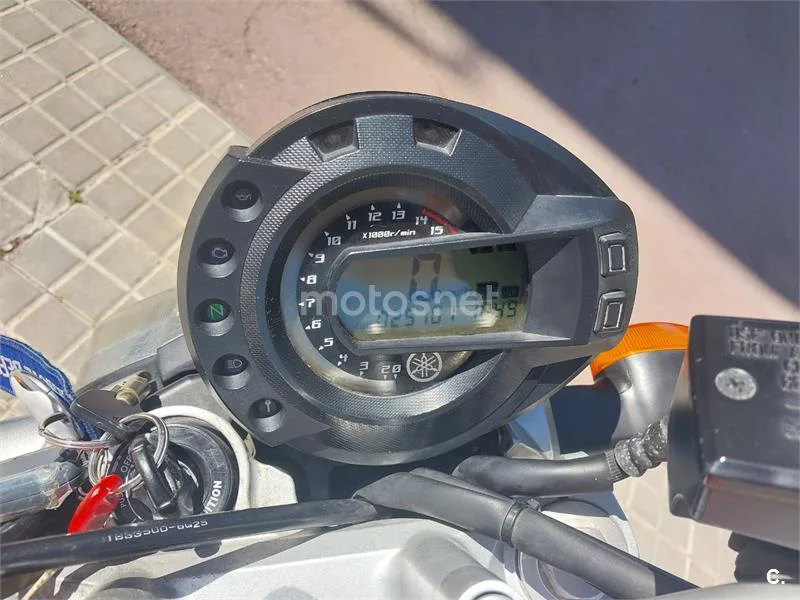 Yamaha FZ6 – Vista 7