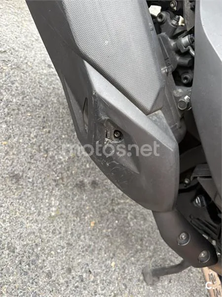 Yamaha XMAX 400 – Vista 8