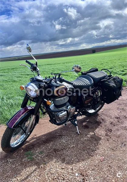 Royal Enfield Classic 350 – Vista 3
