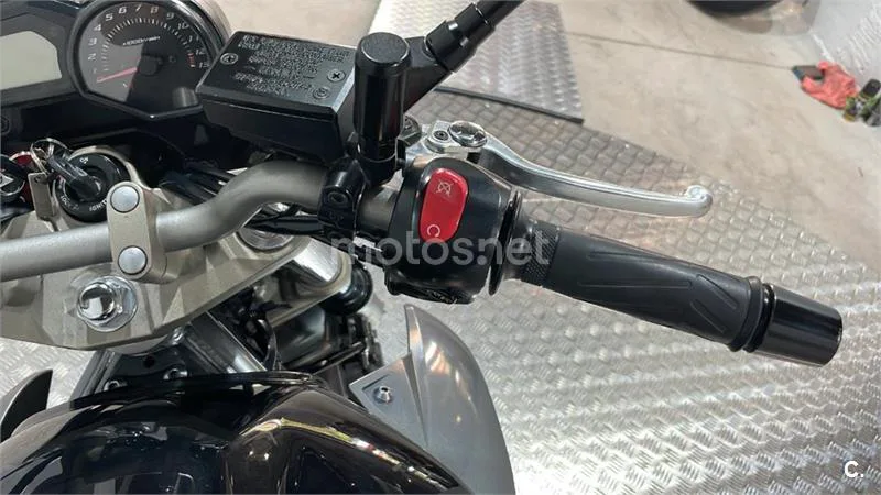 Yamaha XJ6 N Diversion – Vista 13