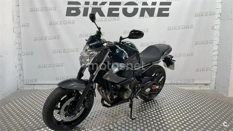 Yamaha XJ6 N Diversion – Vista 4