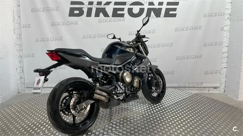 Yamaha XJ6 N Diversion – Vista 9