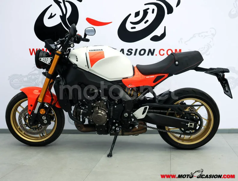 Yamaha XSR 900 – Vista 7