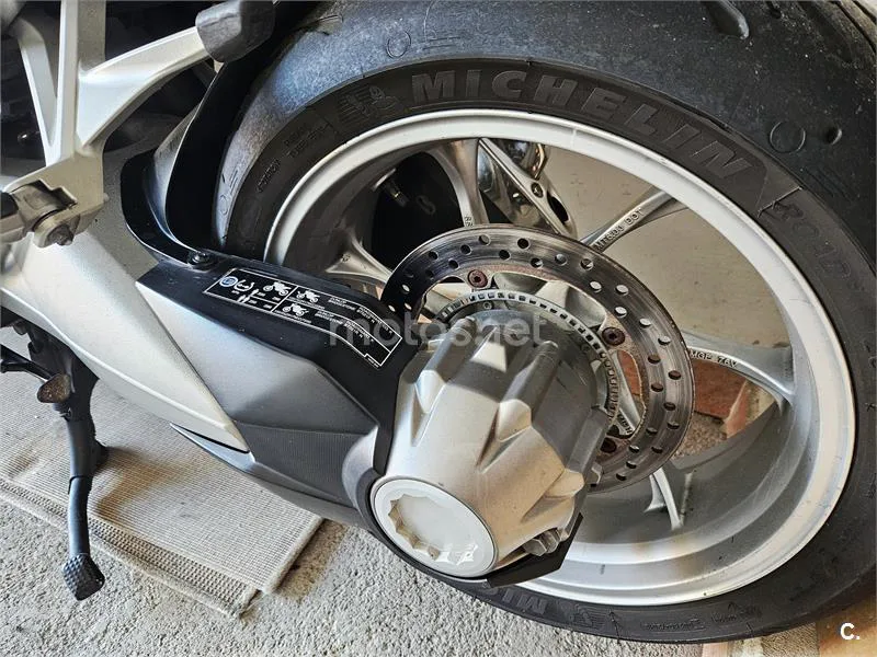 Honda VFR 1200 F – Vista 10
