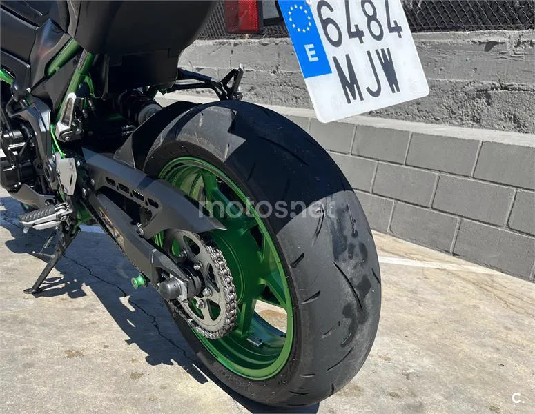 Kawasaki Z900 – Vista 5