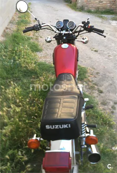 Suzuki GN 250 – Vista 2