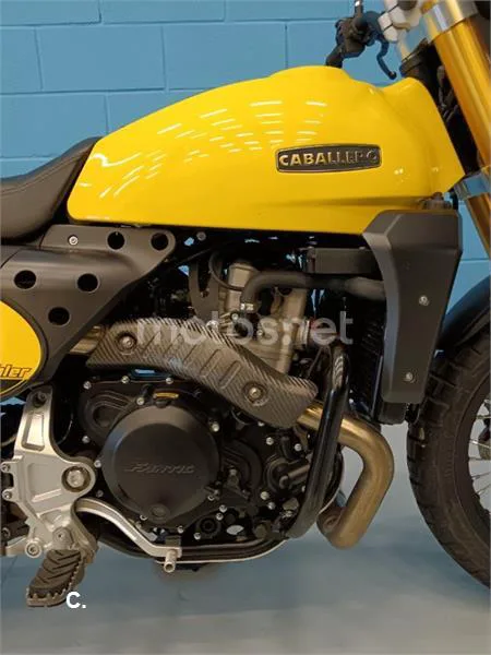 Fantic Caballero Scrambler 500 – Vista 3