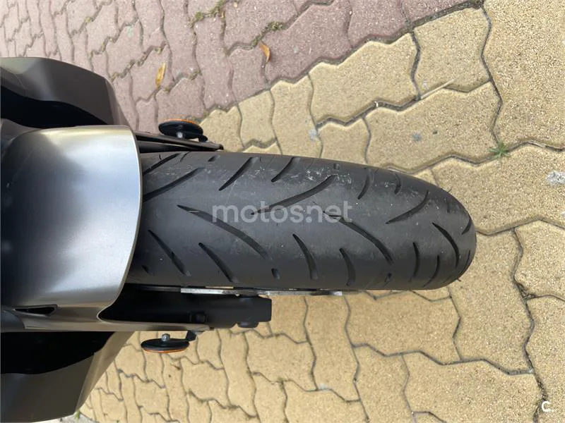 Honda Integra 750 S – Vista 5