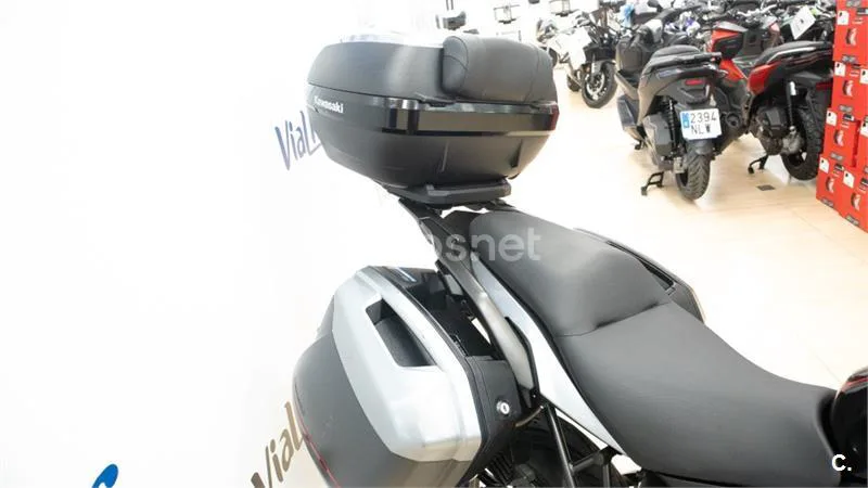 Kawasaki Versys – Vista 15