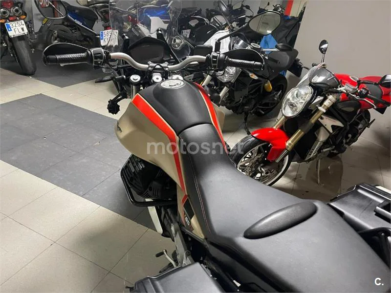 Moto Guzzi V85 TT – Vista 8