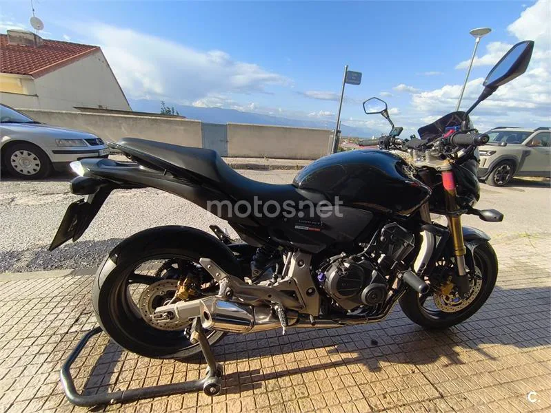 Honda CB 600 F – Vista 12