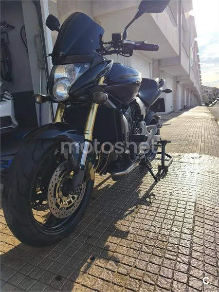 Honda CB 600 F – Vista 19