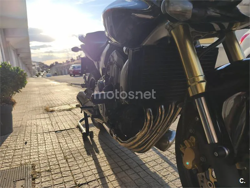 Honda CB 600 F – Vista 4