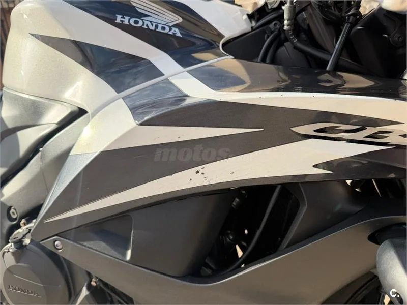 Honda CBR600RR - Vista 12