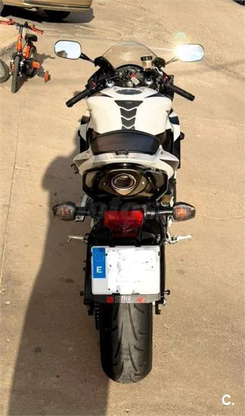 Honda CBR600RR - Vista 4