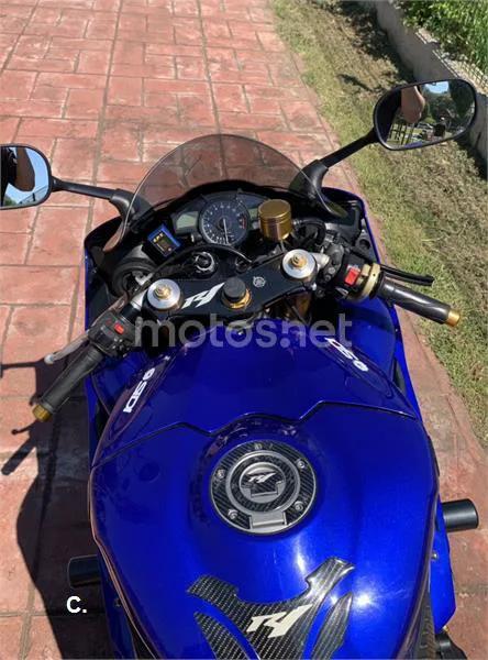 Yamaha R1 – Vista 3