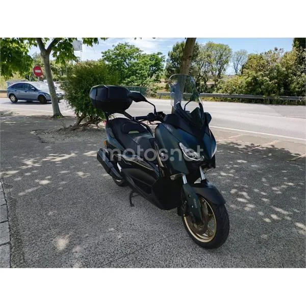 Yamaha XMAX 300 – Vista 3