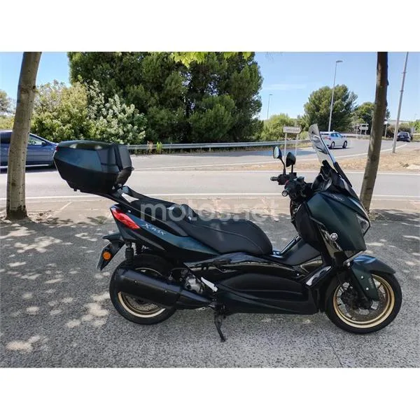 Yamaha XMAX 300 – Vista 4
