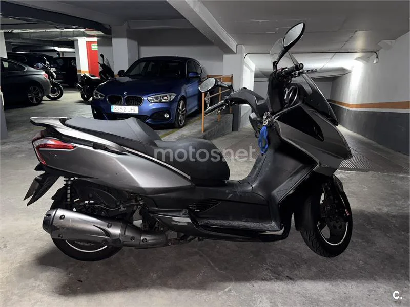 Kymco Super Dink 125 – Vista 3