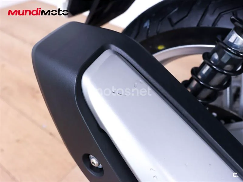 Honda SH 350i – Vista 18