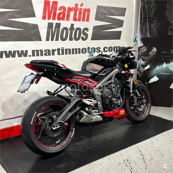 Triumph Street Triple – Vista 3