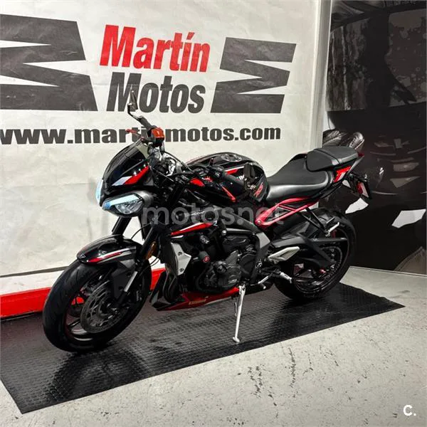 Triumph Street Triple – Vista 6