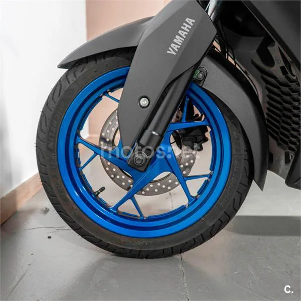 Yamaha XMAX 125 – Vista 16