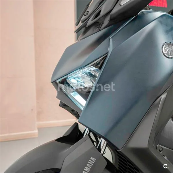 Yamaha XMAX 125 – Vista 17