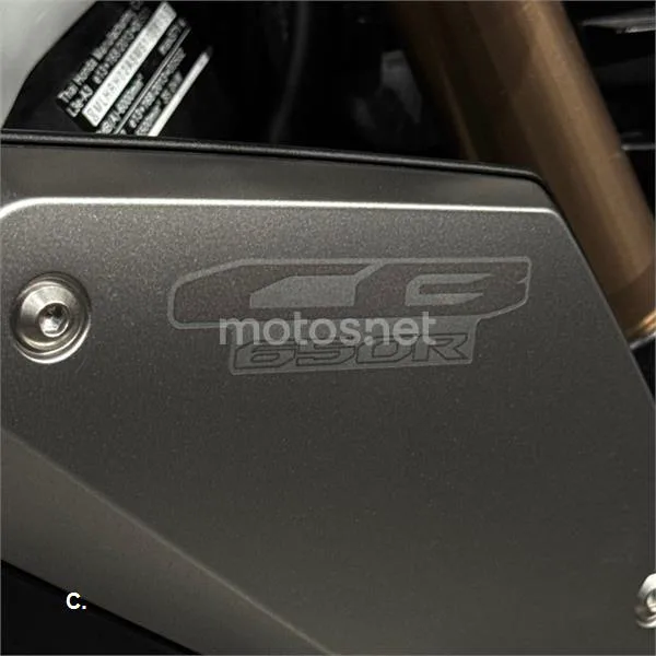 Honda CB 650 R – Vista 11