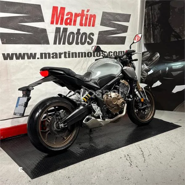 Honda CB 650 R – Vista 3