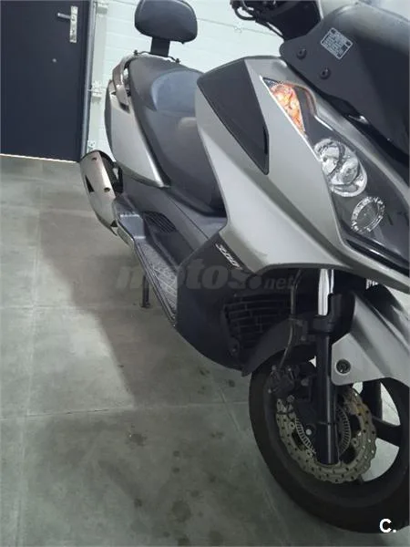 Kymco Super Dink 300 – Vista 4