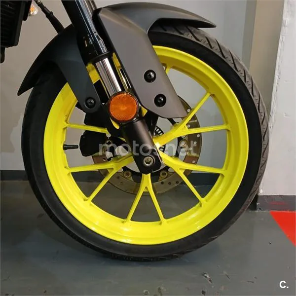 Yamaha MT-125 – Vista 15
